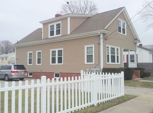 758 Academy Ave, Providence, RI 02908