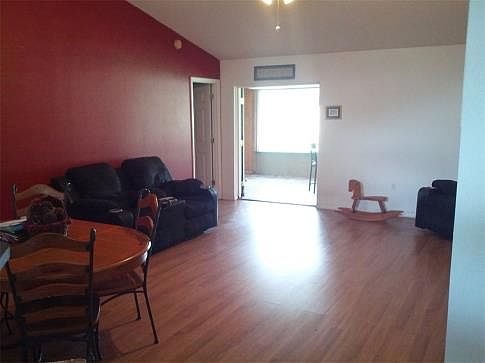 3rd image of 3103 Valley Vista Cir