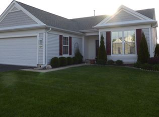 12374 Arlington Dr, Huntley, IL 60142