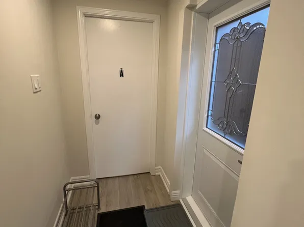 42 Butterfield Cres #A, Vaughan, ON L6A 1J5