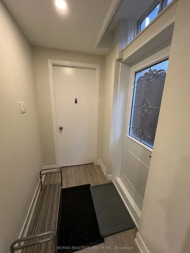 42 Butterfield Cres #LOWER A Photo 1
