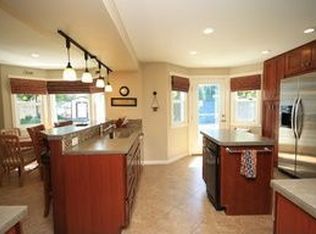 3341 Forest Ct, Bellingham, WA 98225