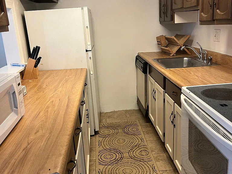 1526 Basement Potomac Ave SE — Photo 5