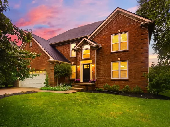 1165 Chetford Dr, Lexington, KY 40509