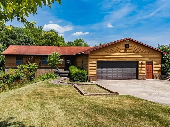 417 Wakefield Dr, Washington, WV 26181
