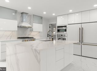 811 N Burghley Ave, Ventnor City, NJ