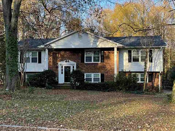 2nd image of 10 Brookland Ct