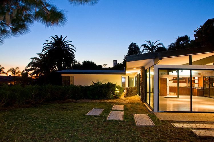 1st image of 544 Paseo Miramar