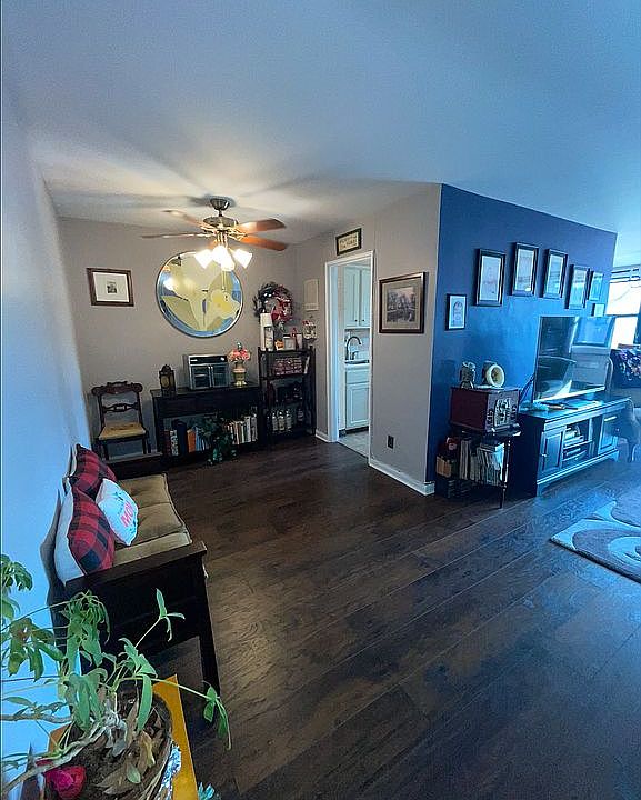 1st image of 5 Birchwood Ct APT 5K