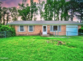 2900 Monroe Dr, New Bern, NC 28562