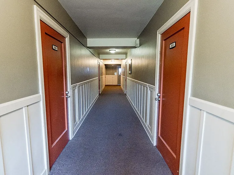 Seattle Apartments - Edwards on Fifth Apartments - Building Hallway