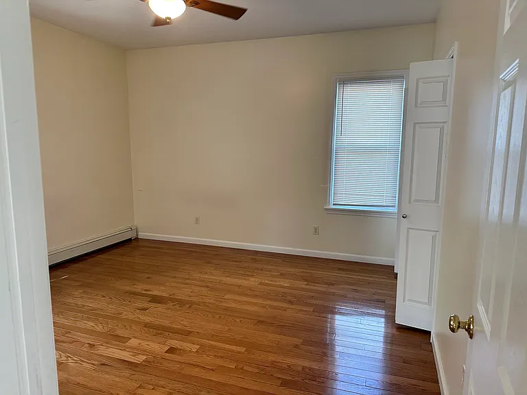 127 Mill St — Photo 13