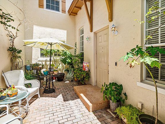 4th image of 2508 NW 6th Court