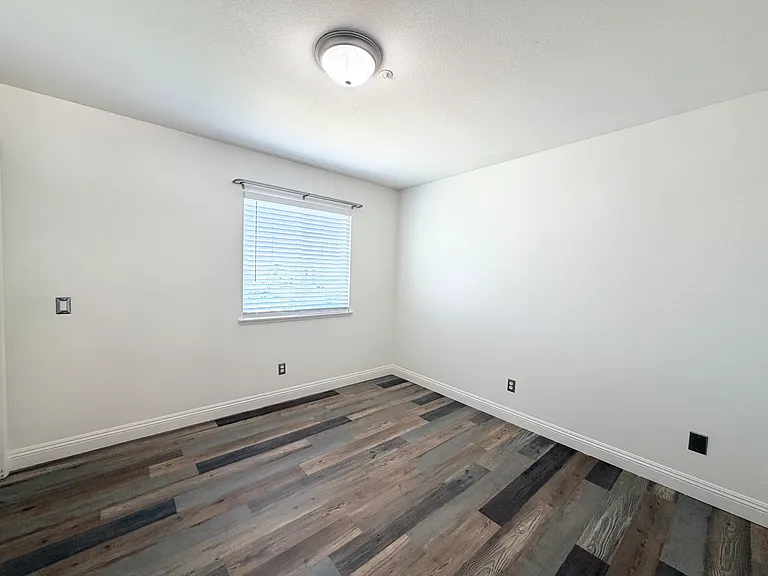 15096 Fox Ridge Dr — Photo 9