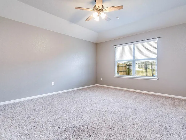 448 Dubina Ave — Photo 14