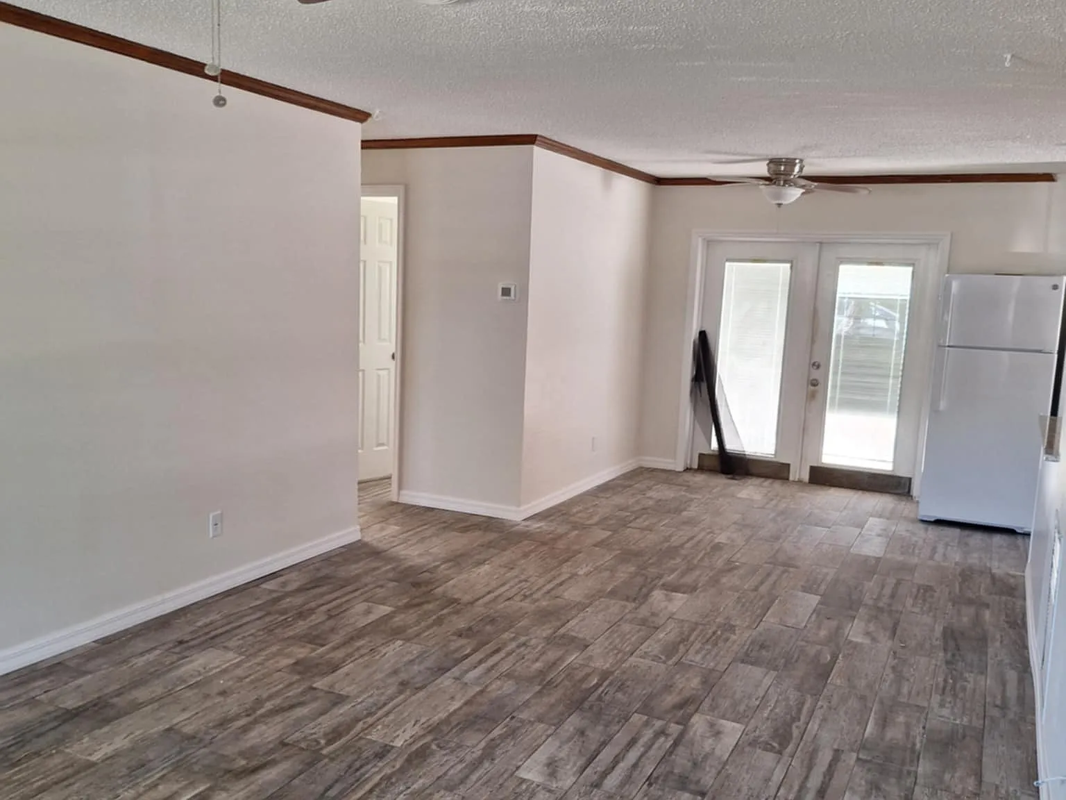 2 bed, 1.5 bath, 840 sqft, $2,300 — Photo 4