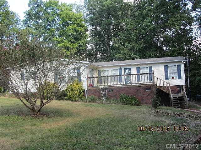 2nd image of 135 Fox Trail Dr
