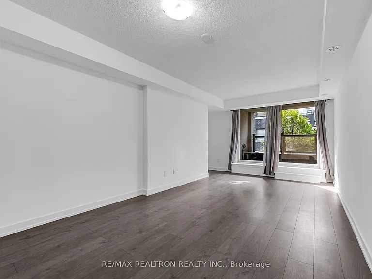 1135 Cooke Blvd #114 — Photo 3