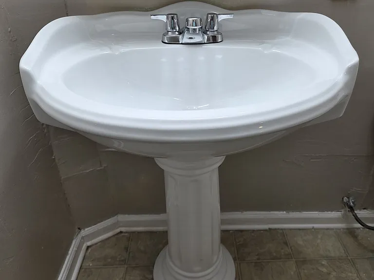 686 Longbow Ct — Photo 9