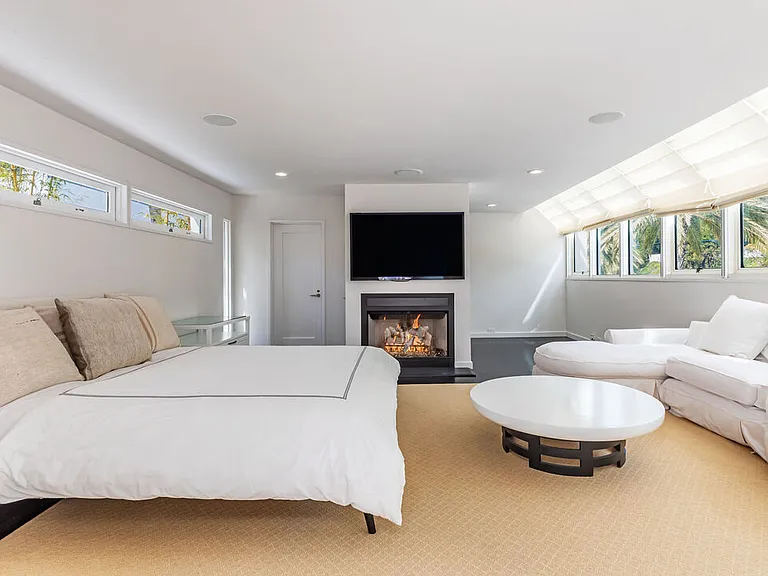 27420 Pacific Coast Hwy — Photo 20