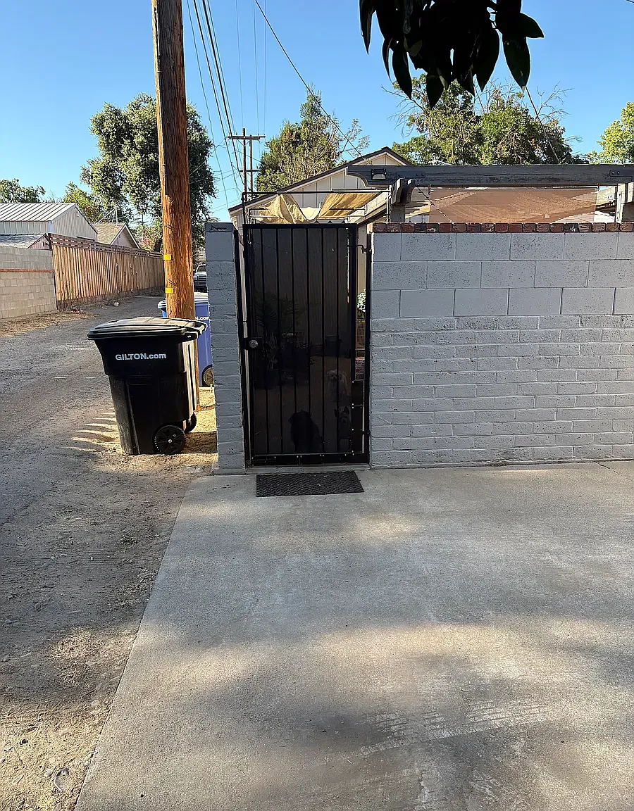 Studio, 350 sqft, $1,100 — Photo 4