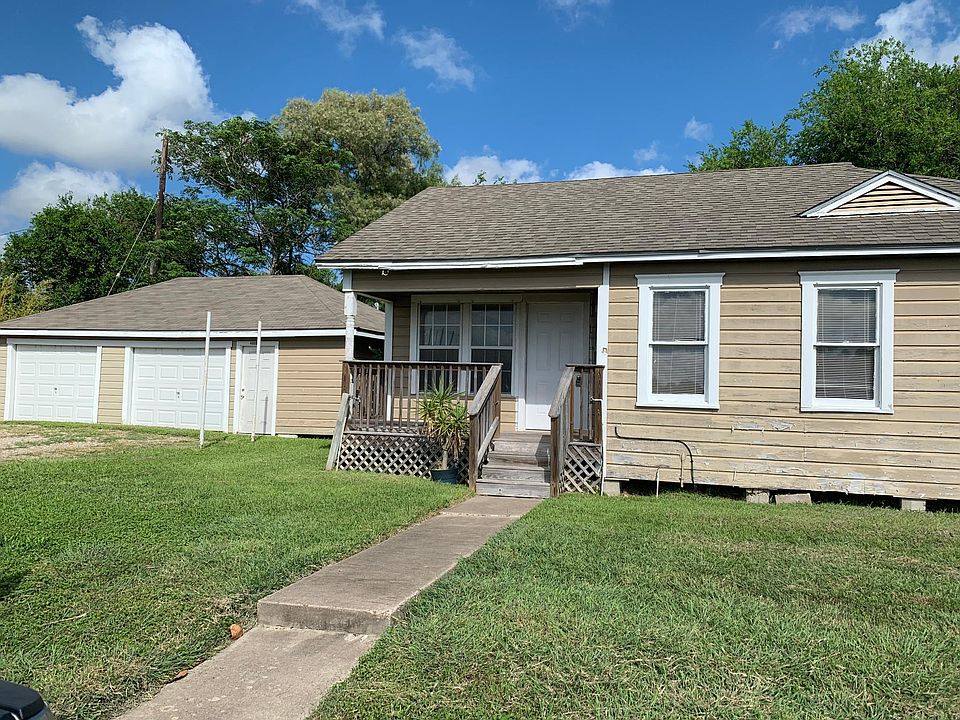1st image of 402 Breezeway Ave #402