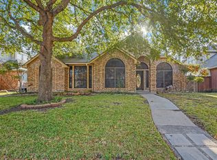 1704 Ariel Dr, Mesquite, TX 75181