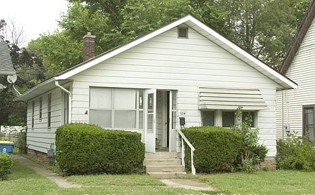 1st image of 524 E 4th St