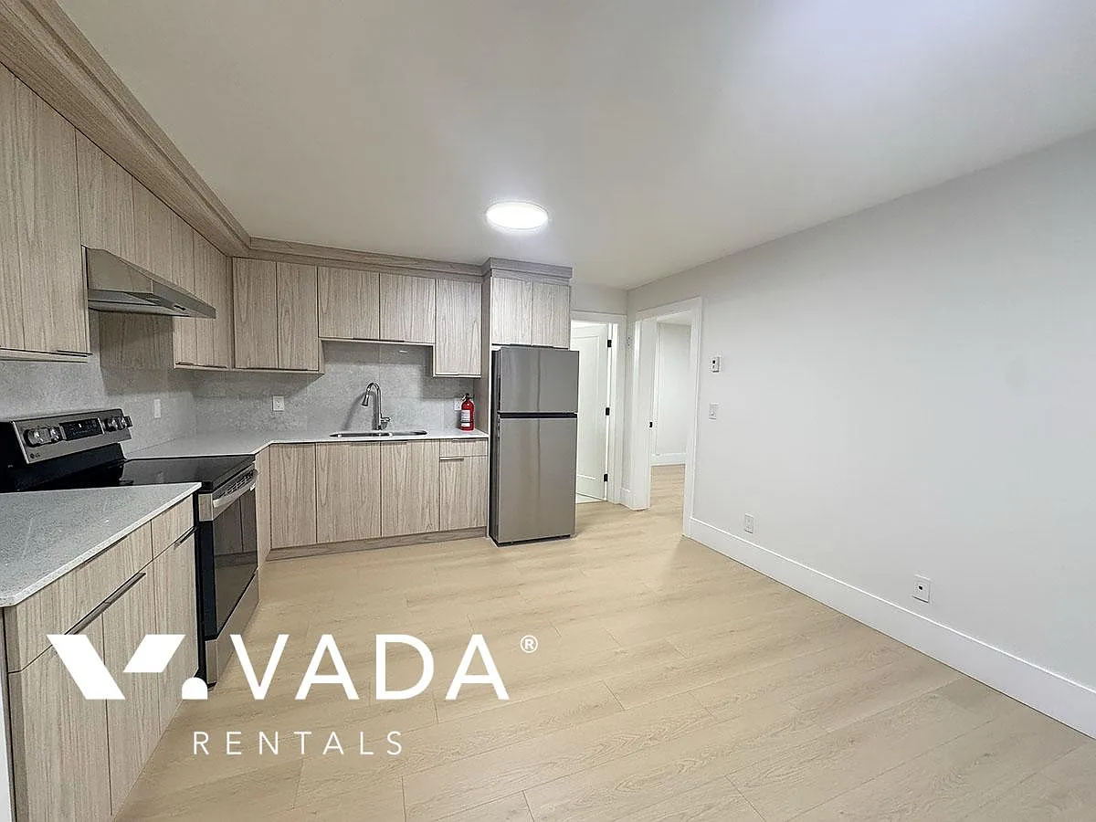 4967 Georgia Street Burnaby — Photo 4