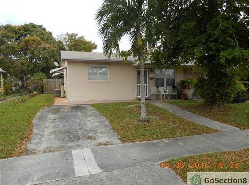 1st image of 4142 NW 39th Ave