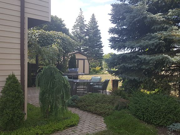 4th image of 360 Stone Ave