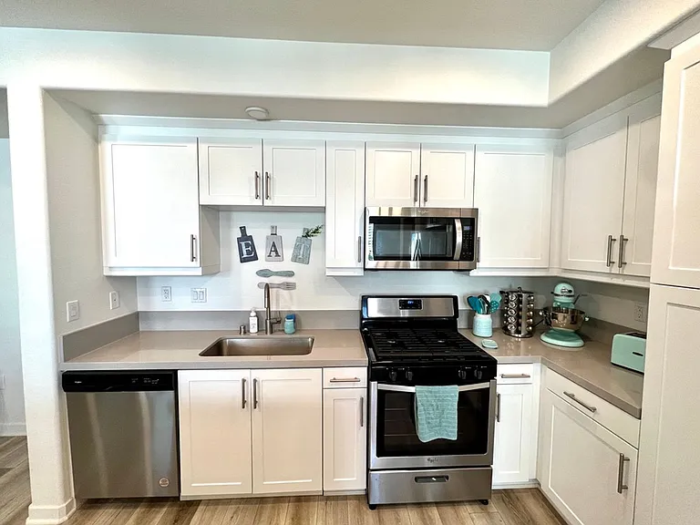 9369 Solaire Pl — Photo 13