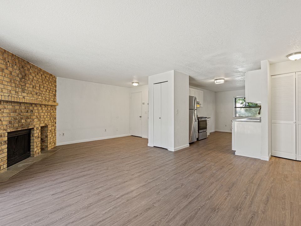 1st image of 3919 S Tyler St #1