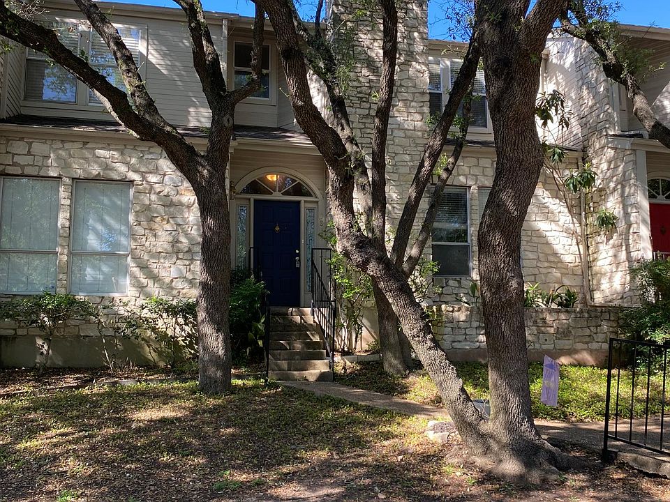 1st image of 3834 Dry Creek Dr