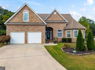 330 Brittney Cv, Loganville, GA 30052