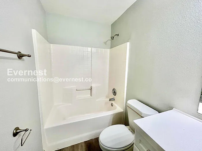 328 Ezekial Ave — Photo 16