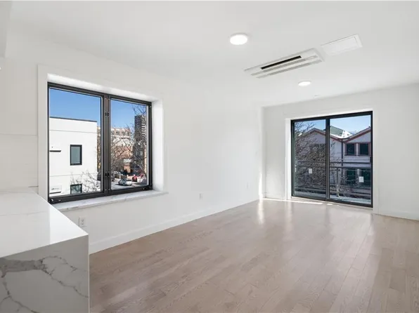168 Bay 49th St #2B, Brooklyn, NY 11214