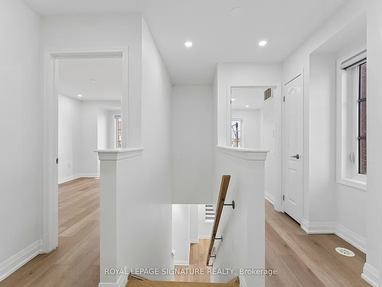 122 Baycliffe Cres — Photo 34