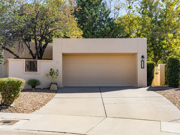 7928 Woodhaven Dr NE, Albuquerque, NM 87109