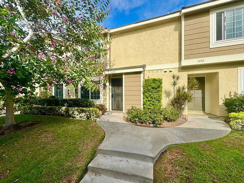 1st image of 3684 Caminito Carmel Lndg