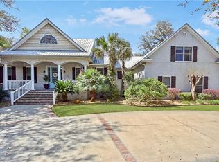 230 Harbor Pointe Dr, Brunswick, GA 31523