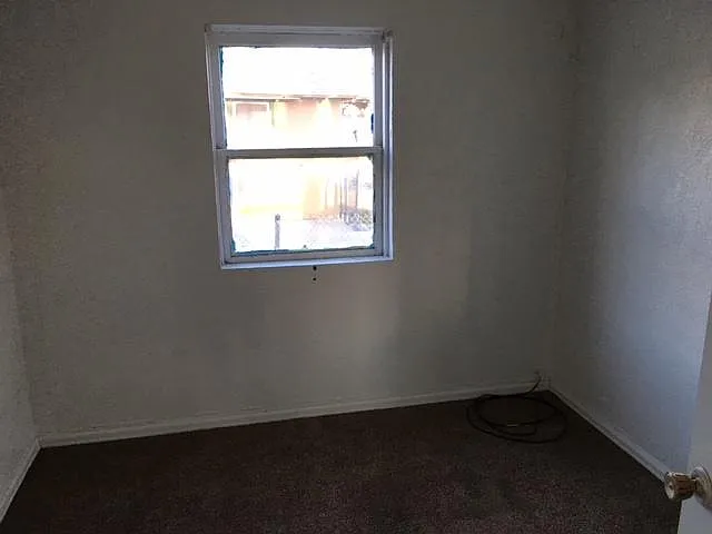 903 E. Ash St. — Photo 3