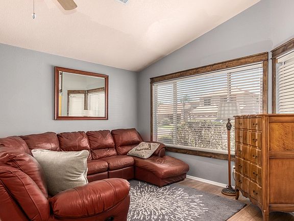 5th image of 7933 W Ross Ave