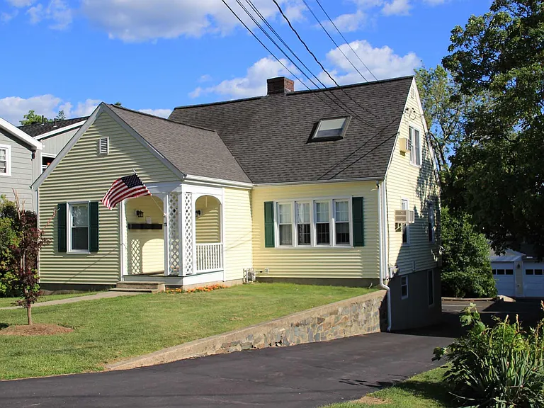 78 Pine Hill Ave #2 — Photo 1