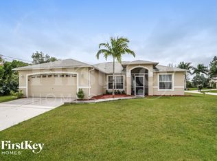 318 SW 13th St, Cape Coral, FL 33991