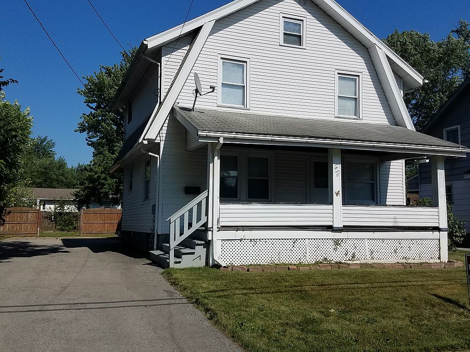 1st image of 1826 Clermont Ave NE
