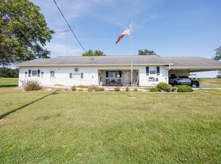 2217 Mercer Farm Rd, Centralia, IL 62801