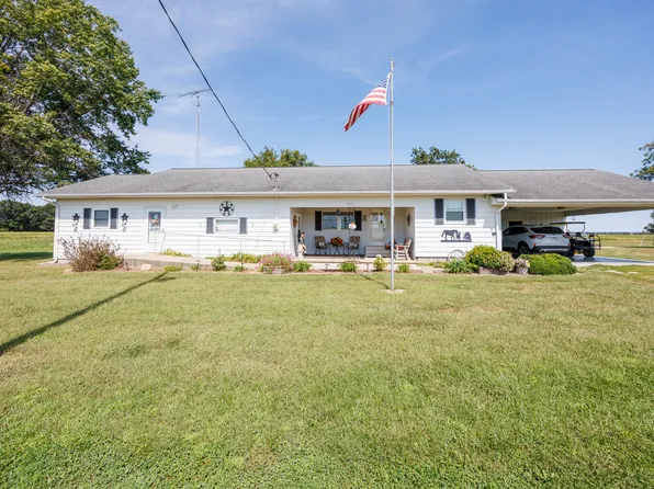 2217 Mercer Farm Rd, Centralia, IL 62801