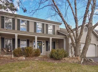 1341 Rolling Oaks Dr, Carol Stream, IL 60188