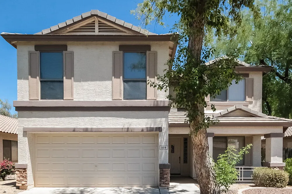 4 bed, 2.5 bath, 2232 sqft, $2,440 — Photo 1